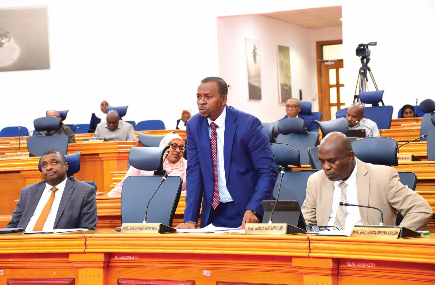 Mwanasheria Mkuu: Tutaendelea kupandisha Madaraja Mawakili